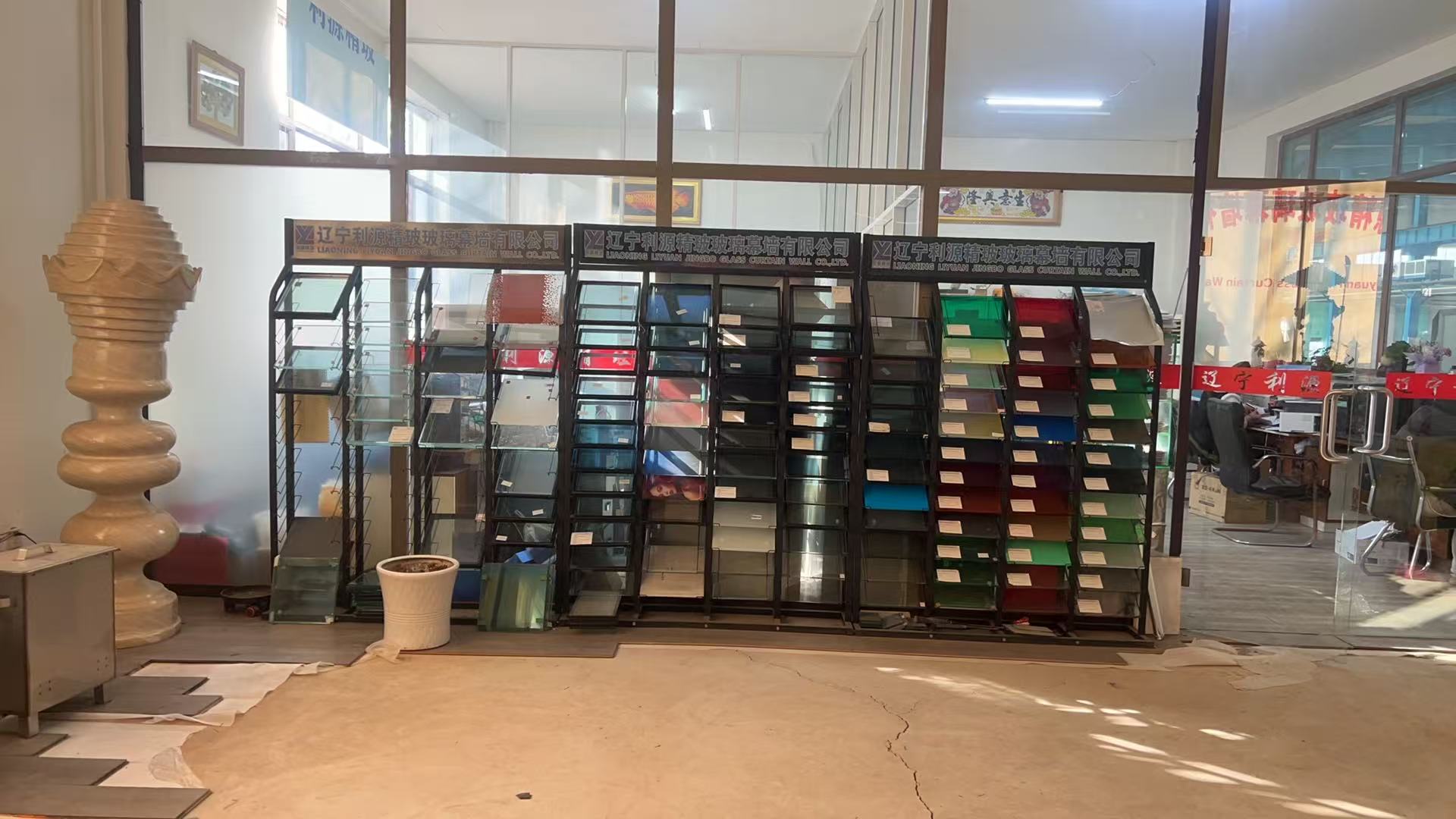 武汉市工程玻璃批量采购夹胶玻璃 - 方案